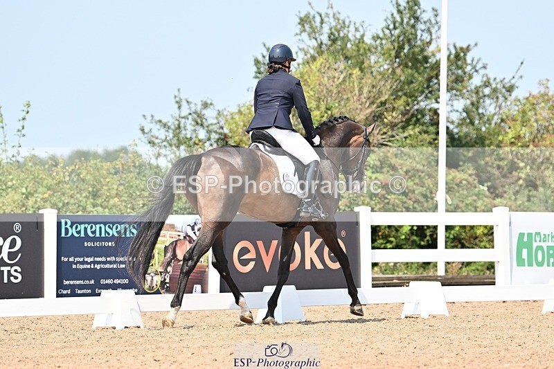 250816-124428-04326 - 100-Deborah.NewmanSoraya.IV