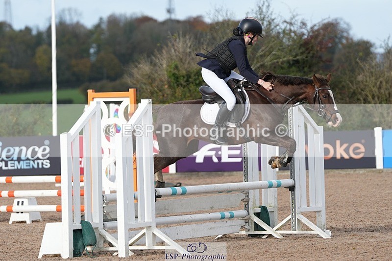 251025-103020-00068 - Cls 1+3 10 Yrs + Pony Intro 70cm