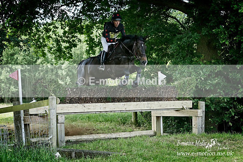 EVEN 090618-717a - Equestrian