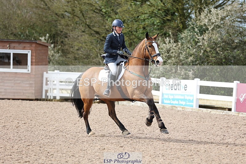 240406A-104521-02848 - Cls 20 British Novice and 90cm Open