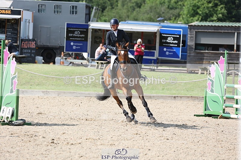 250614A-161416-08248 - Cls 30 1.05m Amateur Q and Open