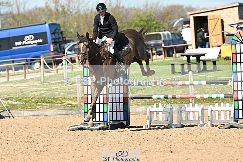 250416-153207-01780 - Cls 6 Foxhunter and 1.20m