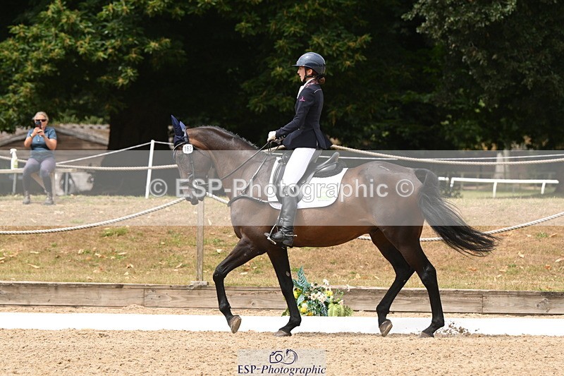 250719A-121609-04709 - 162-Sarah.Warman-In.the.Spotlight