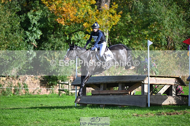 241025-151317-09409 - 215-Chloe.Livesey-SPORTSFIELD.LORD.LIVESEY