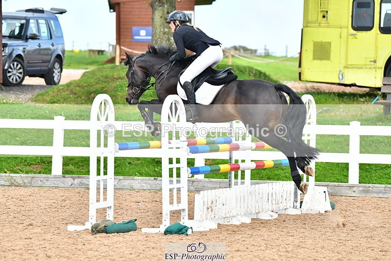 230819A-162334-01165 - Cls 33 1.05m Amateur Qualifier