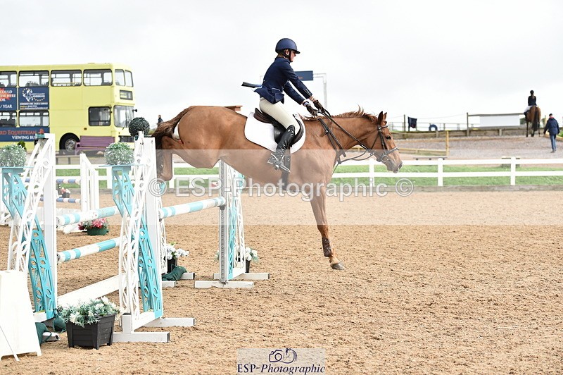 231013A-130502-01703 - Cls 3 1.05m Amateur Quali