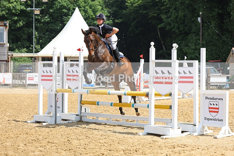 3E7A5902 - Class 5: Senior 95cm