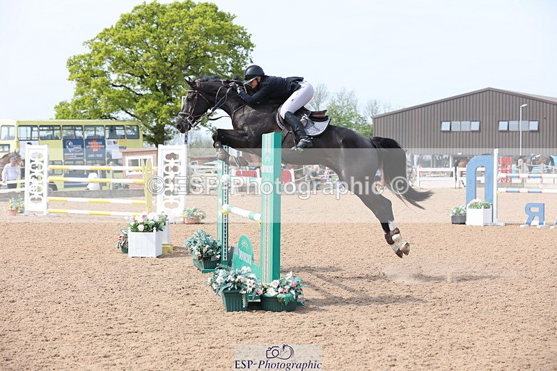 240511A-152354-14652 - Cls 36 National 1.30m Open