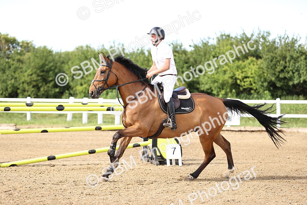 SBM_002933 - Class 5 - Senior Foxhunter - 1.20m