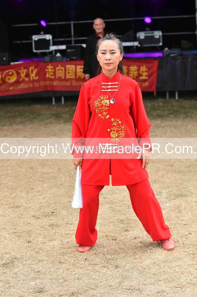 SH4_1587 - Tai Chi with Lisa Kay.