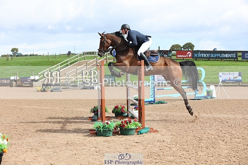 250911-121457-01388 - Cls 3 Snr Foxhunter