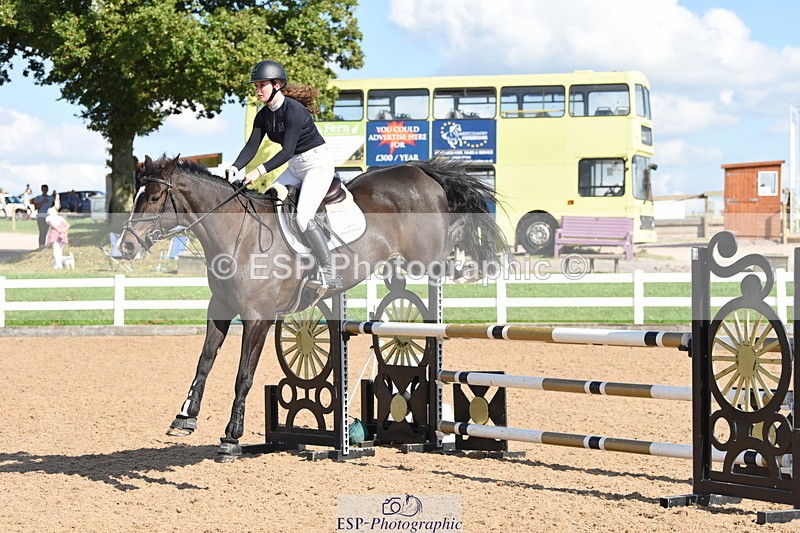 230915A-151030-00772 - Cls 12 1.05m Amateur Qualifier