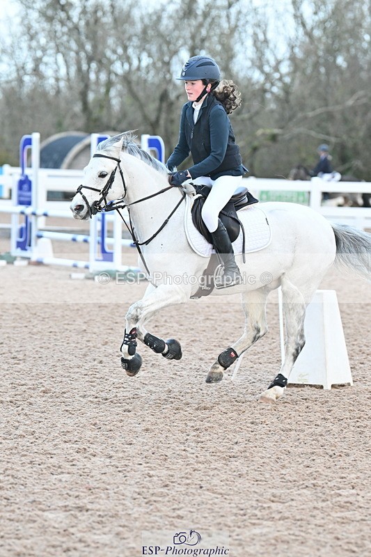 231119A-083929-04172 - Sun Cls 2 British Novice & 80cm Open