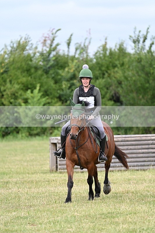 WJ7_4615 - 60cm XC Time 09:48 to 09:57