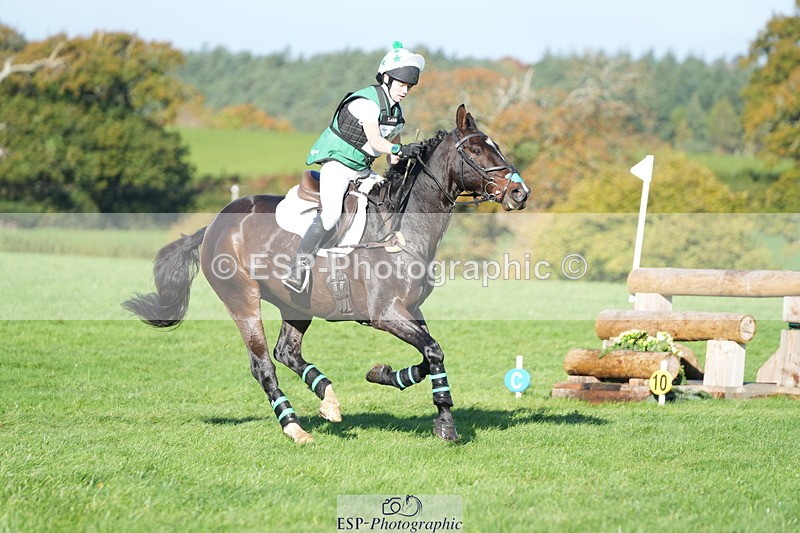 251024A-110855-07116 - A-012-Beth.Hobden