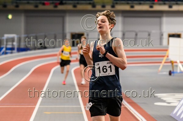 AgeInd25SAT-911400 - Track Male