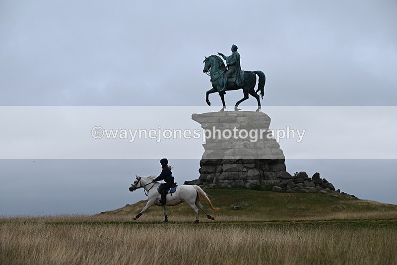 DSC_0424 - Time at Statue 09:51 to 10:54