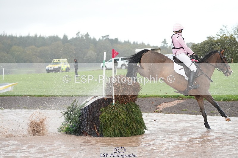 251024A-145733-13024 - C-226-Kate.Rowe
