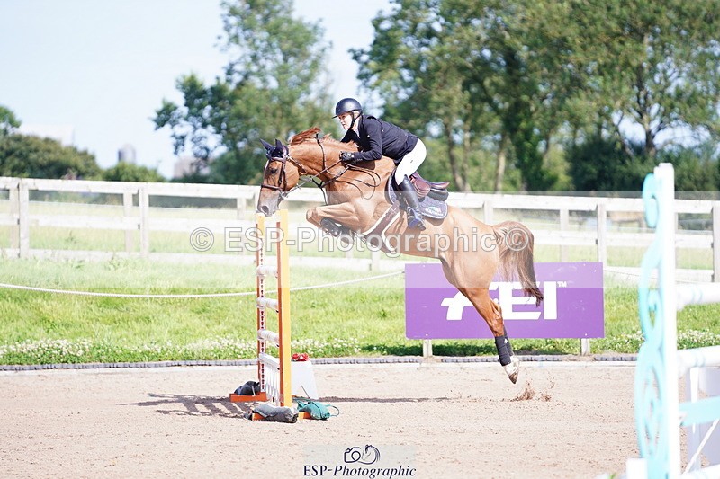 240803A-160342-09082 - Cls 32 National 1.30m Open