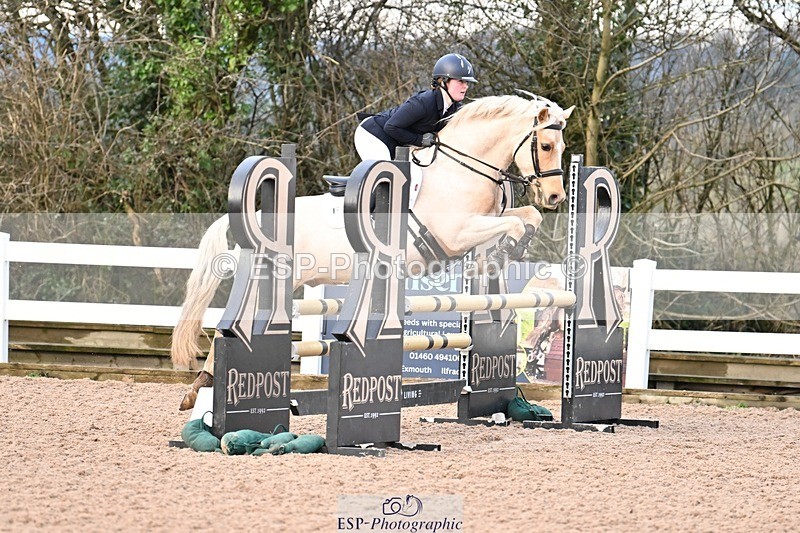 250112-091231-00598 - Cls 15 British Novice and 90cm Open