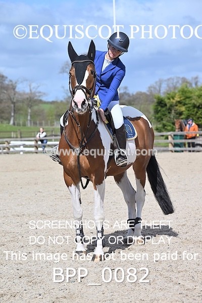 BPP_0082 - CLASS 19 SUN Senior British Novice/ 90cm Open