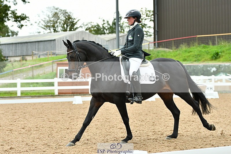 230912A-125744-00976 - Cls 12 Music Medium