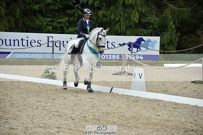 230813-182056-08845 - Medium Silver Presentations