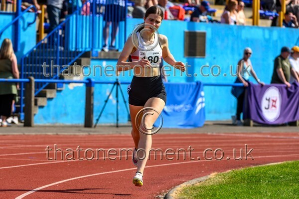 East25Sun-929147 - Track Female