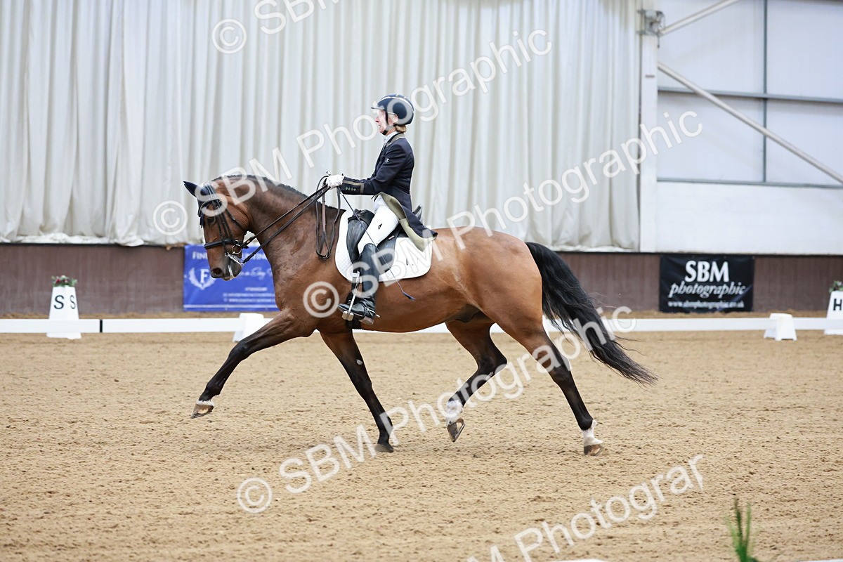 SBM_015904 - Class 5 - FEI INT II - 15.48-17.00