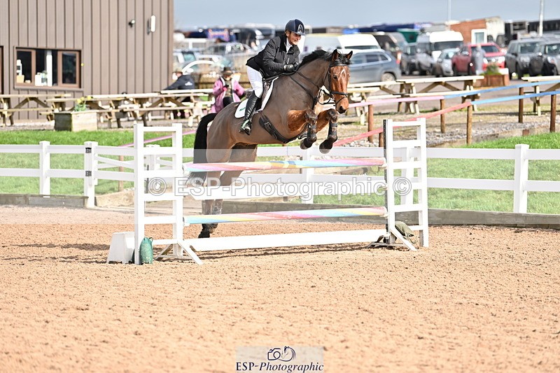 240224A-120626-03561 - Cls 11 Snr 1.05m and 1.10m Open