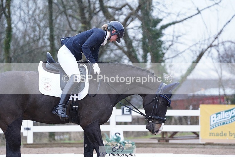 250214-130218-02229 - 202-isobel.goodwin-Milano.van.hof.olympia