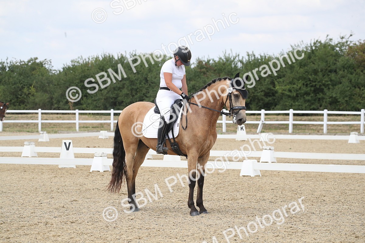 SBM_008976 - Novice 5 - 13.29-14.18