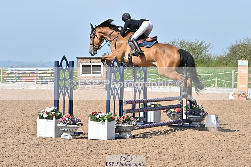 240509A-103750-00936 - Cls 8 Foxhunter