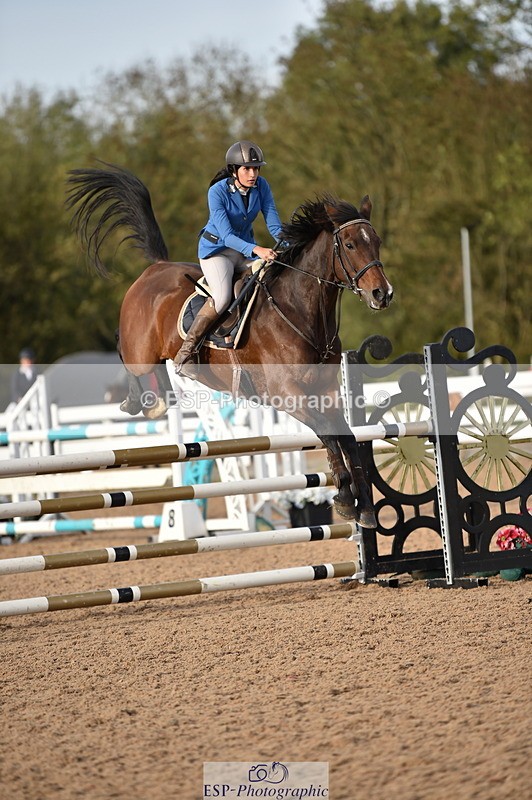 231015A-161708-09286 - Cls 27 1.10m Amateur Q 2nd R