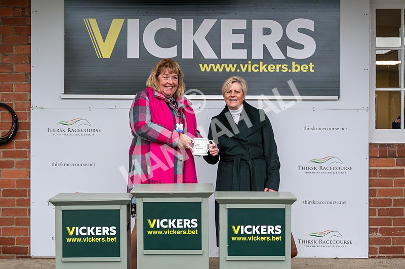 040524-Race 1-End Of Story-4497 - Race 1