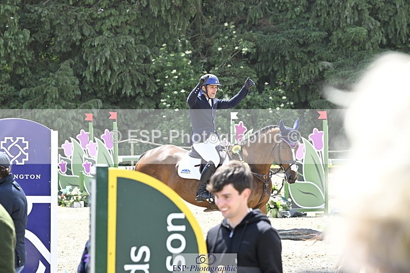 250525A-131849-17650 - Presentations Section B CCI 3 Star Long