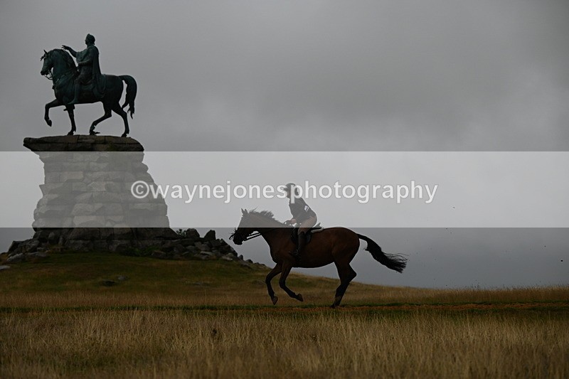 DSC_1734 - Time at Statue 12:13 to 12:32