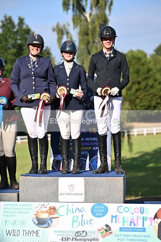 250822A-171539-24478 - Friday Presentations