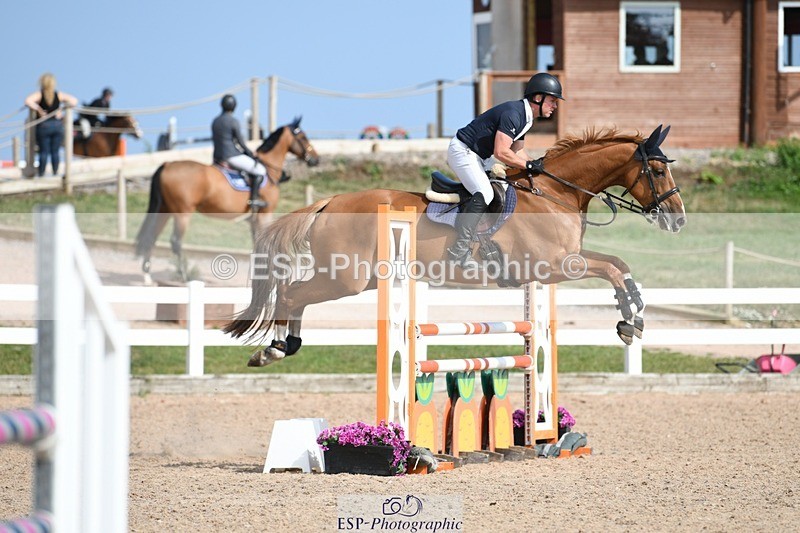 250725-163303-03951 - Cls 10 1.05m Amateur Quali