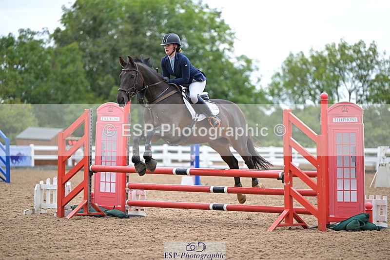 240925A-104030-00090 - Cls 1 British Novice and 90cm Open