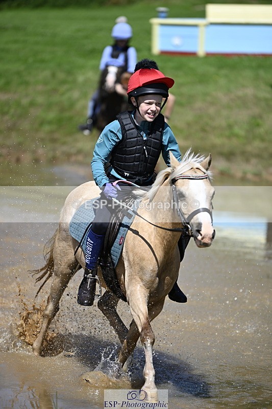 240728B-112500-01016 - Theo's Group XC