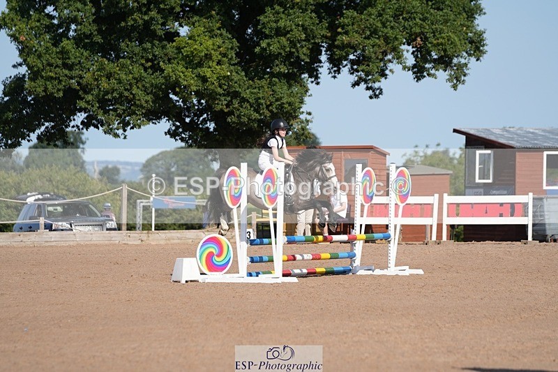 250712-091407-01079 - Cls 1 Pony Intro 70cm