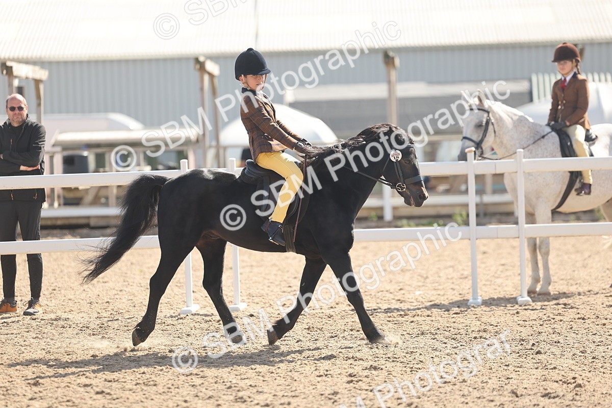 SBM_23086 - Class 806 - Young Rider 10ry and Under