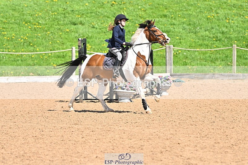 240504A-124021-01611 - Cls 4 Blue Chip Pony Newcomers & 1m Open