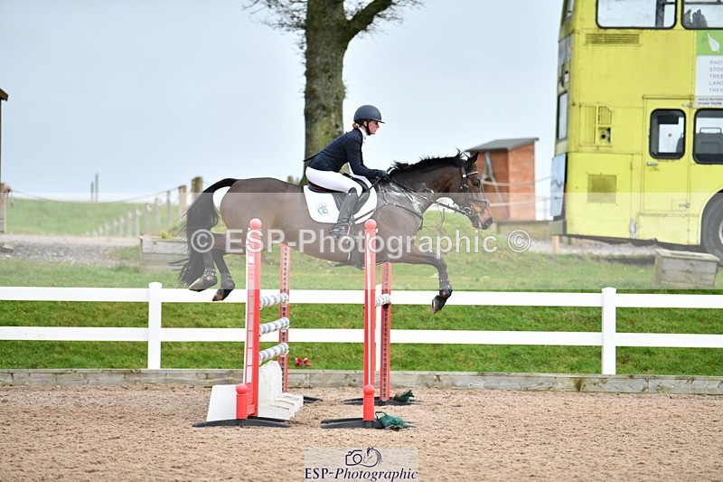 240124A-122717-00456 - Cls 3 Newcomers & 1.10m Open