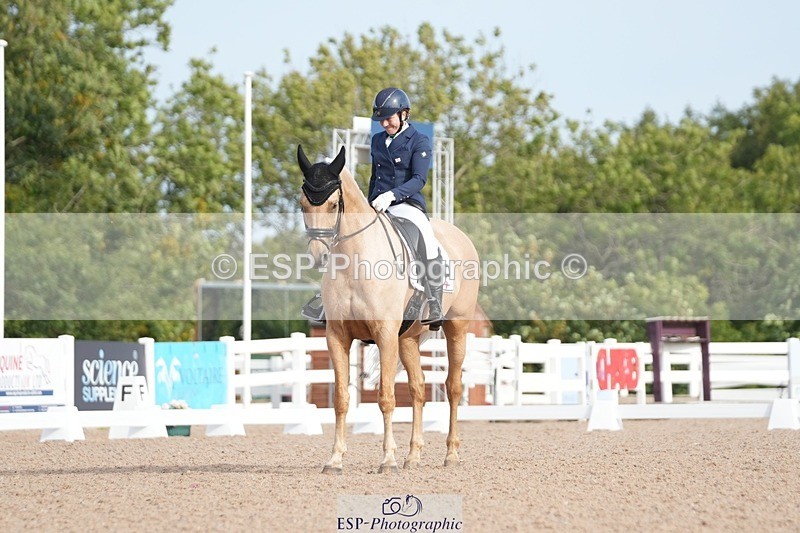 250906-094711-01190 - 025-Carrie.EveGekkos.Gold