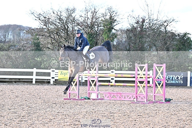 251203-132438-00697 - Cls 4 Newcomers and 1.10m Open