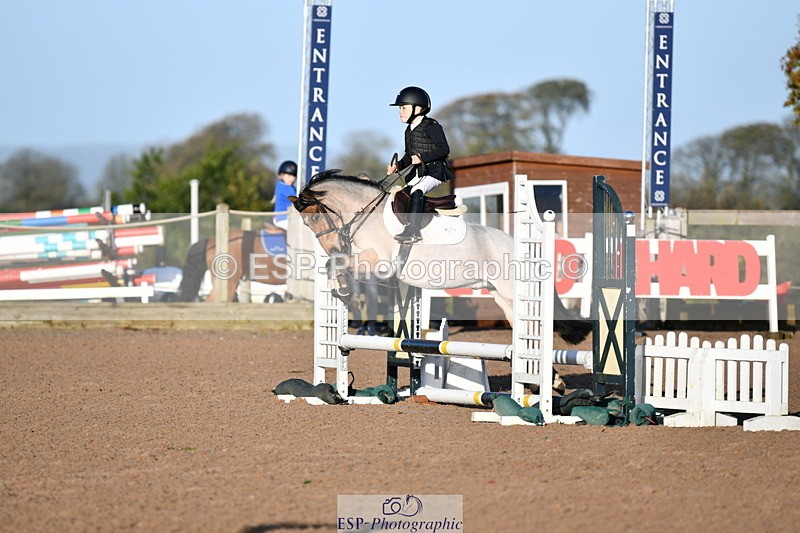 241026A-091243-00391 - SAT Cls 19 Clear Round 50cm