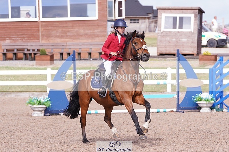 250629-174240-13277 - Cls 33 Stepping Stones 128cm and 138cm