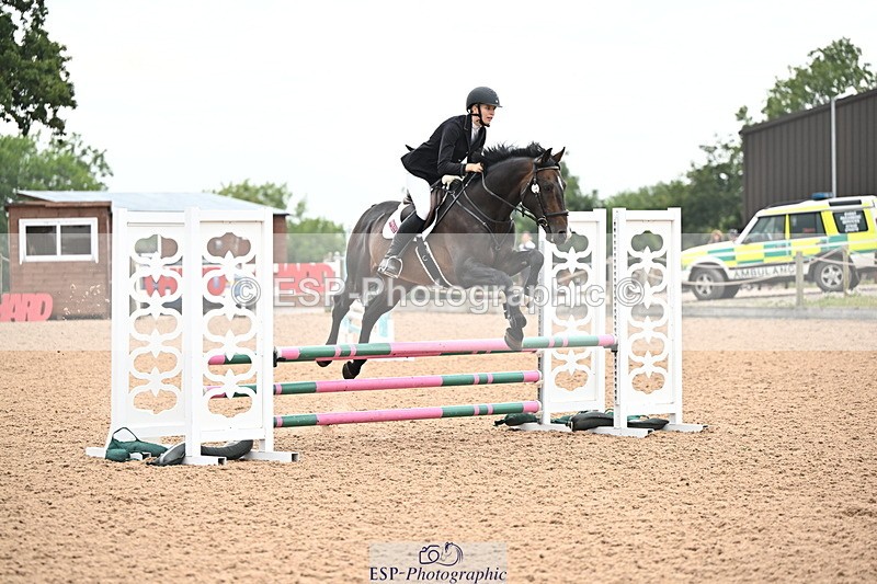 240828A-103308-00122 - Cls 1 Snr British Novice and 90cm Open